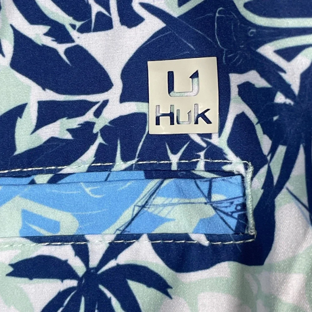 Huk dive into
